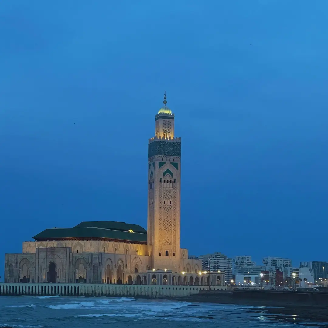Hassan II Mosque, Casablanca — Rabat 1 Day Tour from Casablanca Where Royal History Meets Modern Majesty